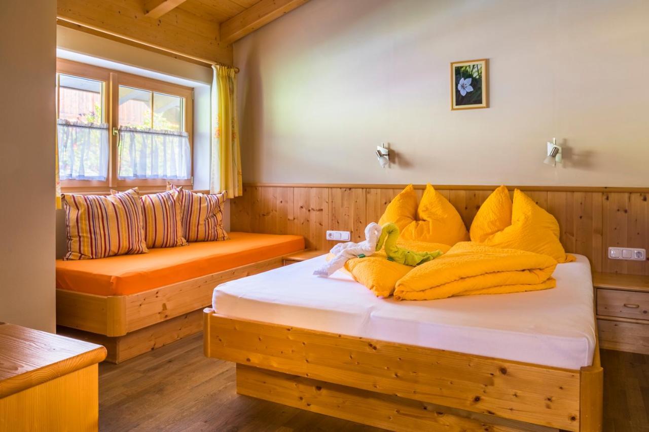 Bio-Bauernhof Obertrattenbachhof Neukirchen am Großvenediger Zewnętrze zdjęcie